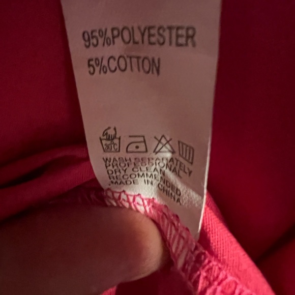 Women’s long sleeve button down pink dress. - Picture 4 of 6